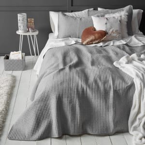 Popcorn Collection Coverlet Set